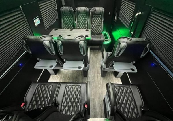 Mercedes-Benz Platinum Edition VIP Shuttle Sprinter