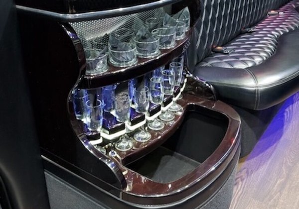 Mercedes Sprinter Limo 3