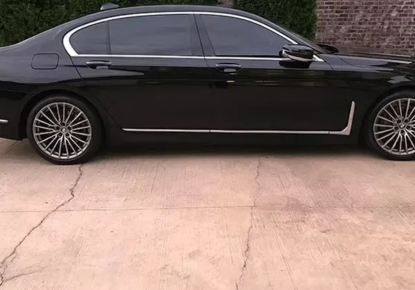 BMW 740i Sedan